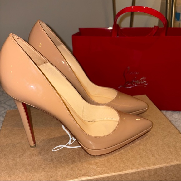 Christian Louboutin Nude and Red Stilettos - Picture 1 of 7
